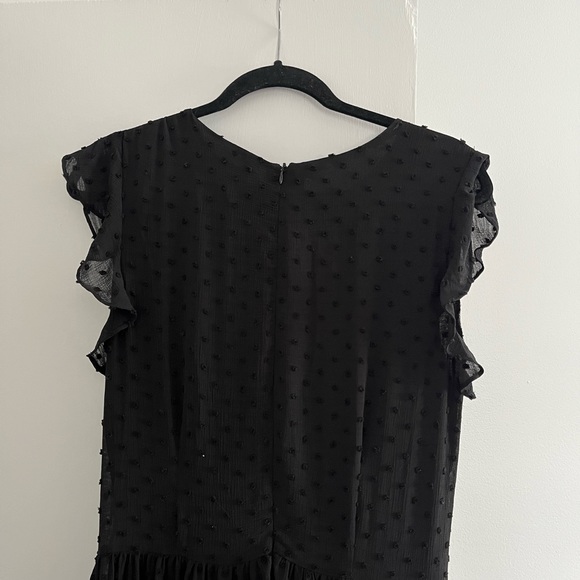 Black Dress - Picture 4 of 5